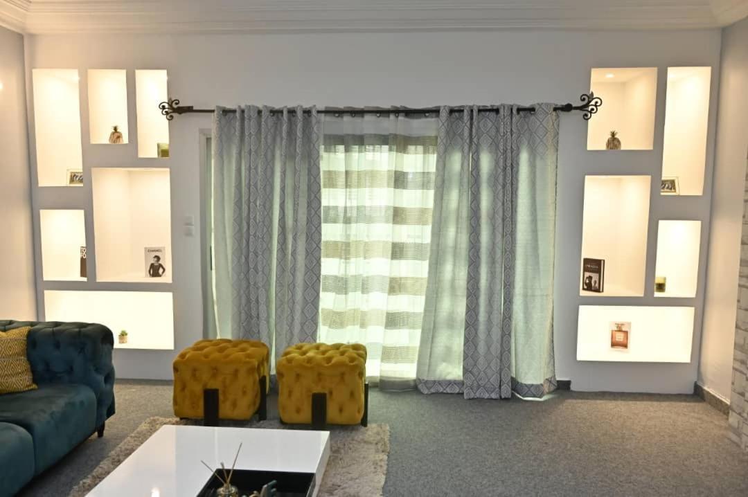 Appartement Cosy Gold Bonapriso Douala Bagian luar foto