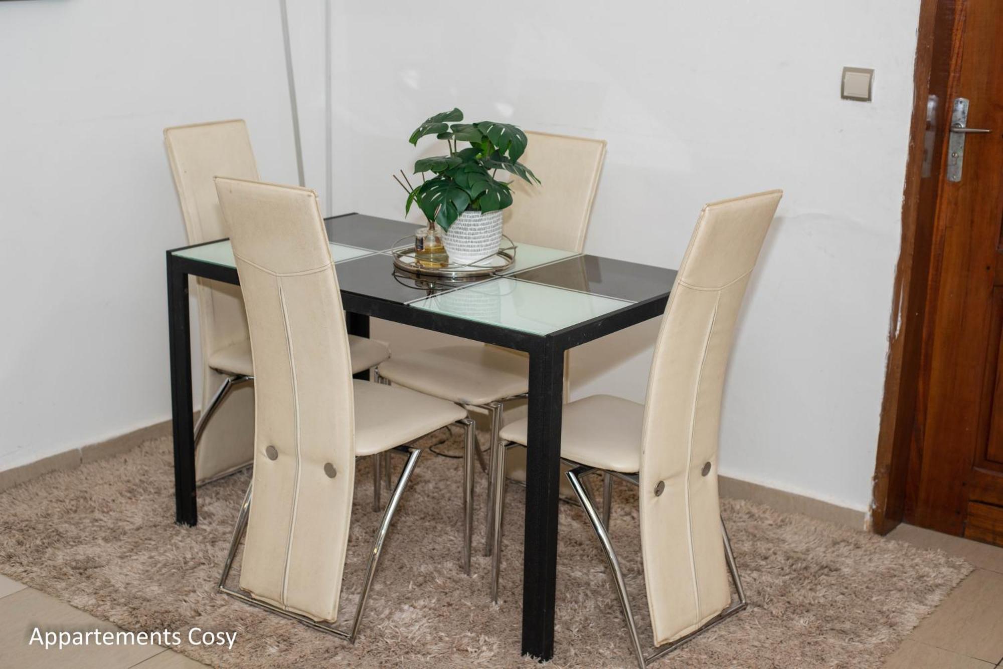 Appartement Cosy Gold Bonapriso Douala Bagian luar foto