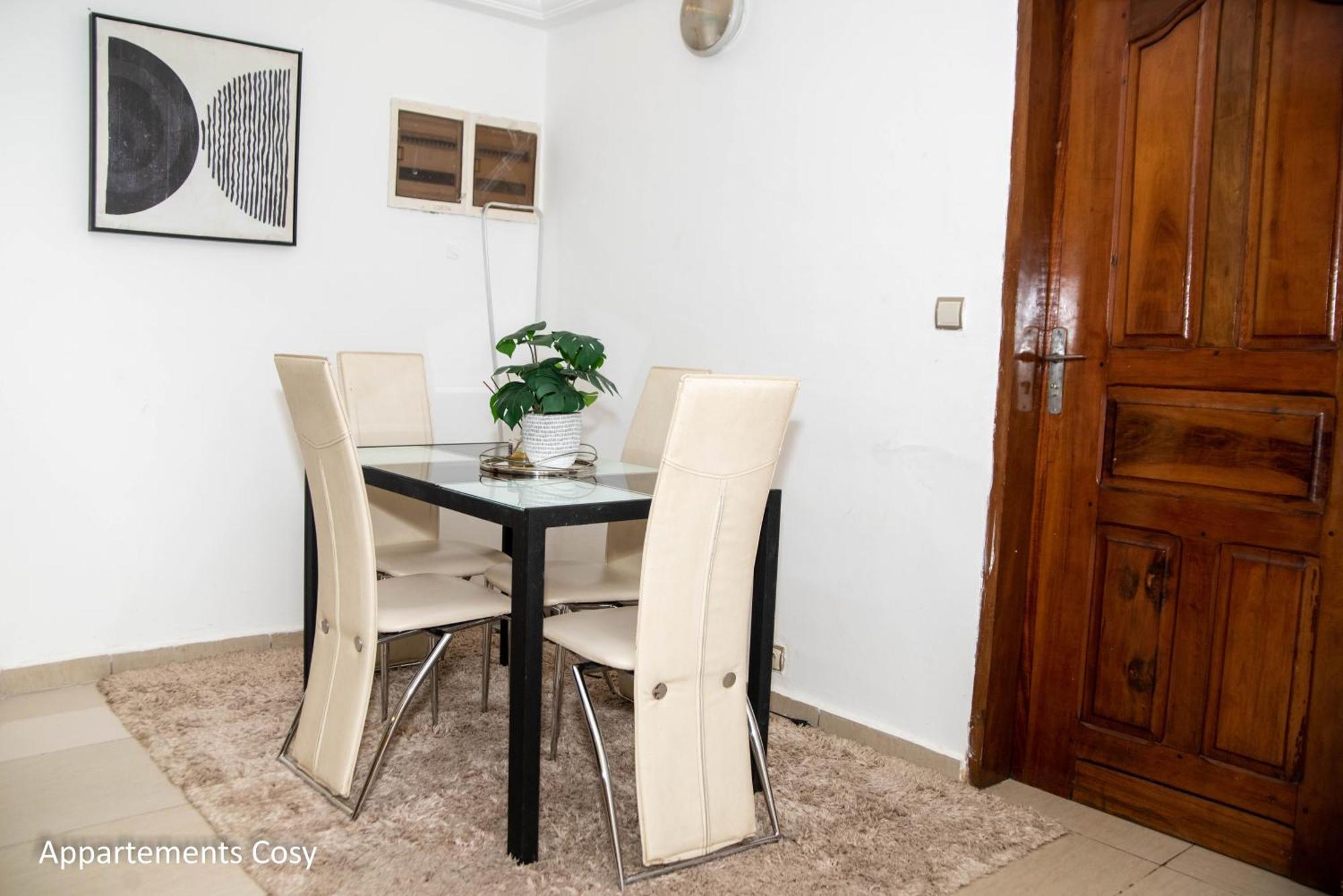 Appartement Cosy Gold Bonapriso Douala Bagian luar foto